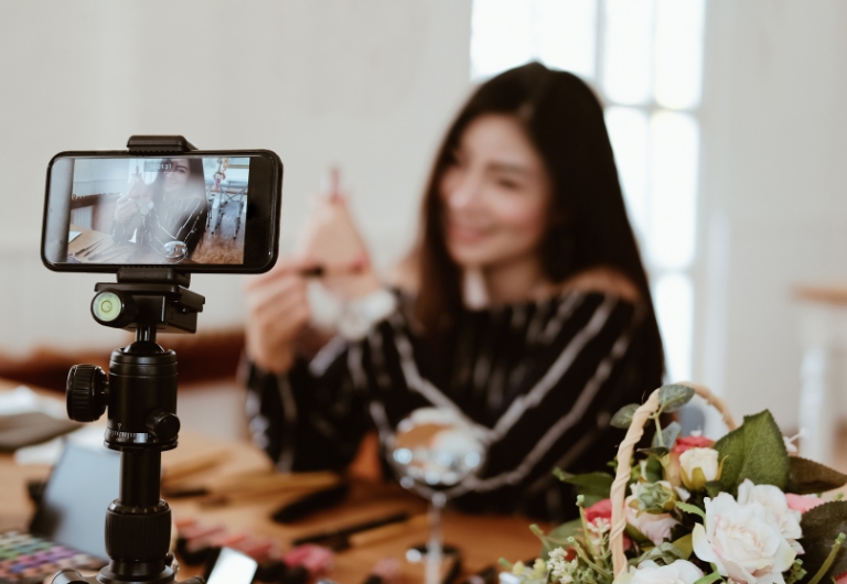 Influencer Marketing